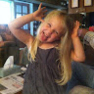 Meet your Posher, Adia